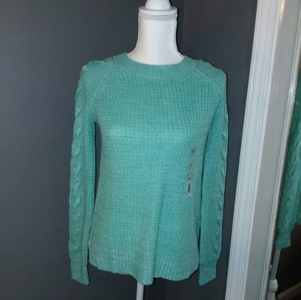Sweater - Picture 5 of 5